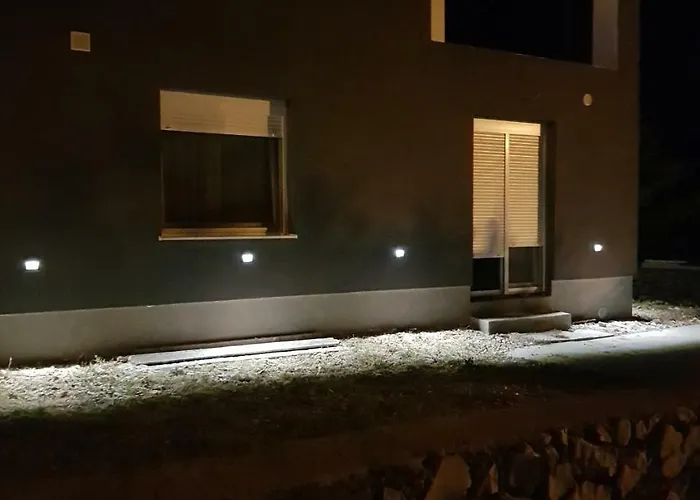Luminous Apartman Vir